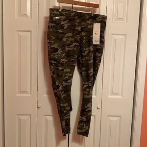 Coco + Carmen Camo print skinny